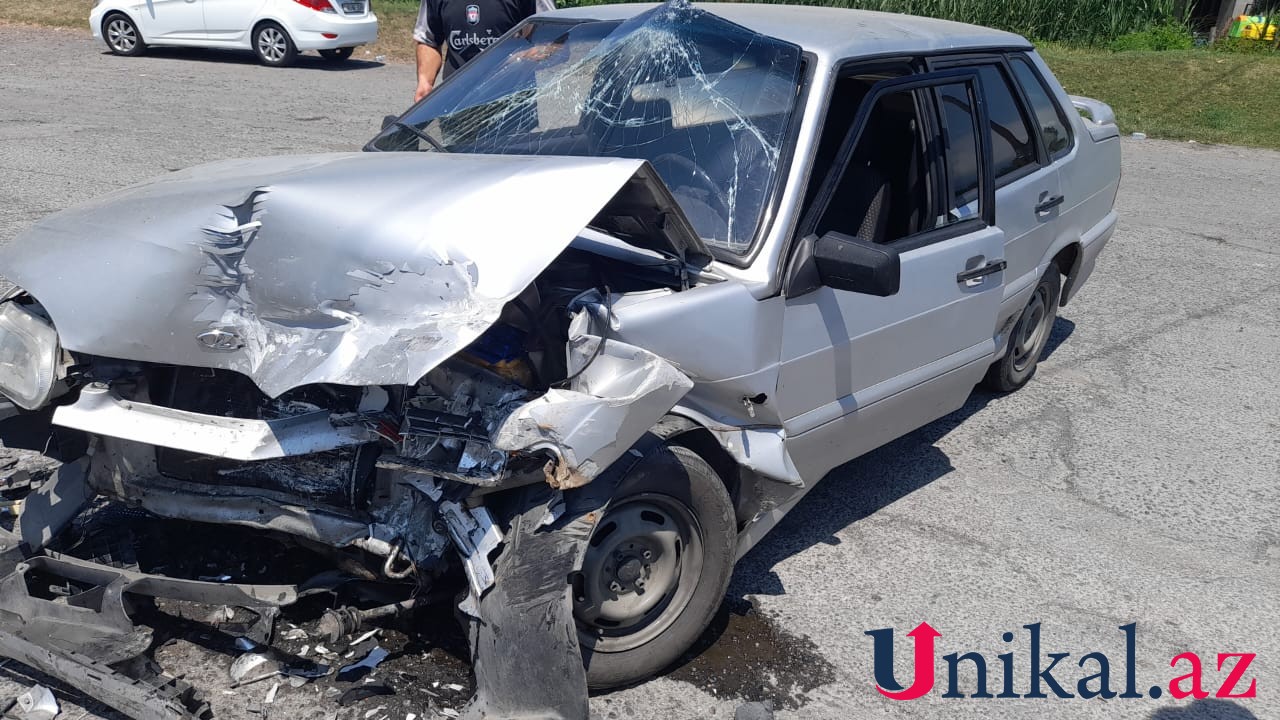 Qaxda qəza olub, yaralılar var - FOTOLAR (YENİLƏNİB)